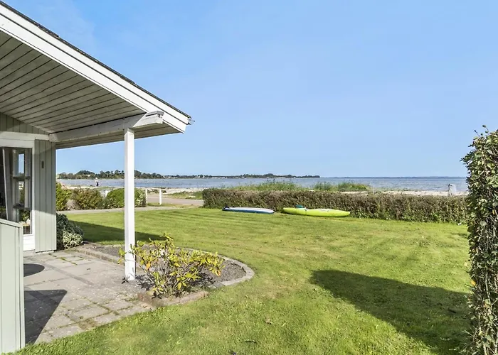 Assarina - 15m From The Sea By Interhome