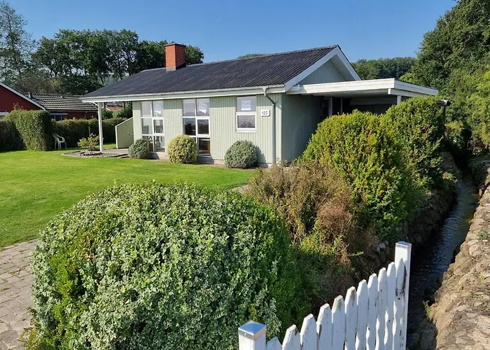 Assarina - 15m From The Sea By Interhome *